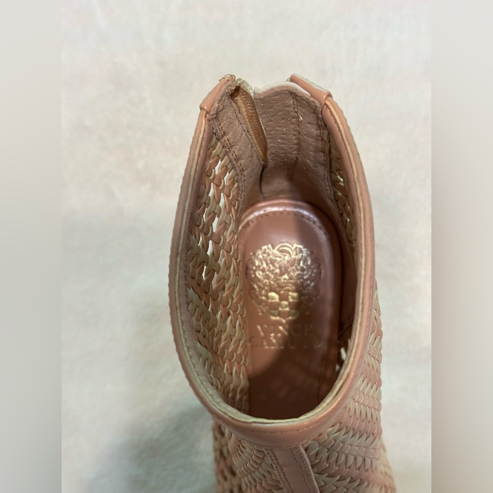 Vince Comuto Elegant Tan Peep-Toe Ankle Boots size 8, brand new. - Picture 7 of 8